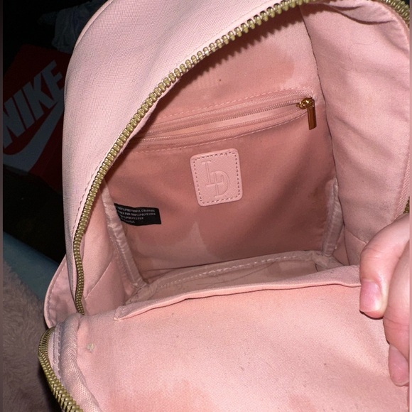 “Love” bag with flowers on it baby pink - Picture 2 of 5
